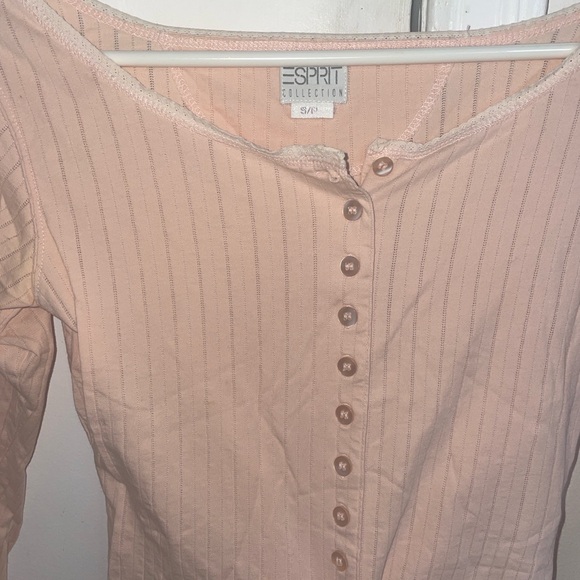 🪽 Light Pink Ribbed Button-Front Cropped Long Sleeve Top - Picture 2 of 3